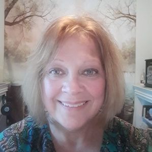 Meet your Posher, Anne